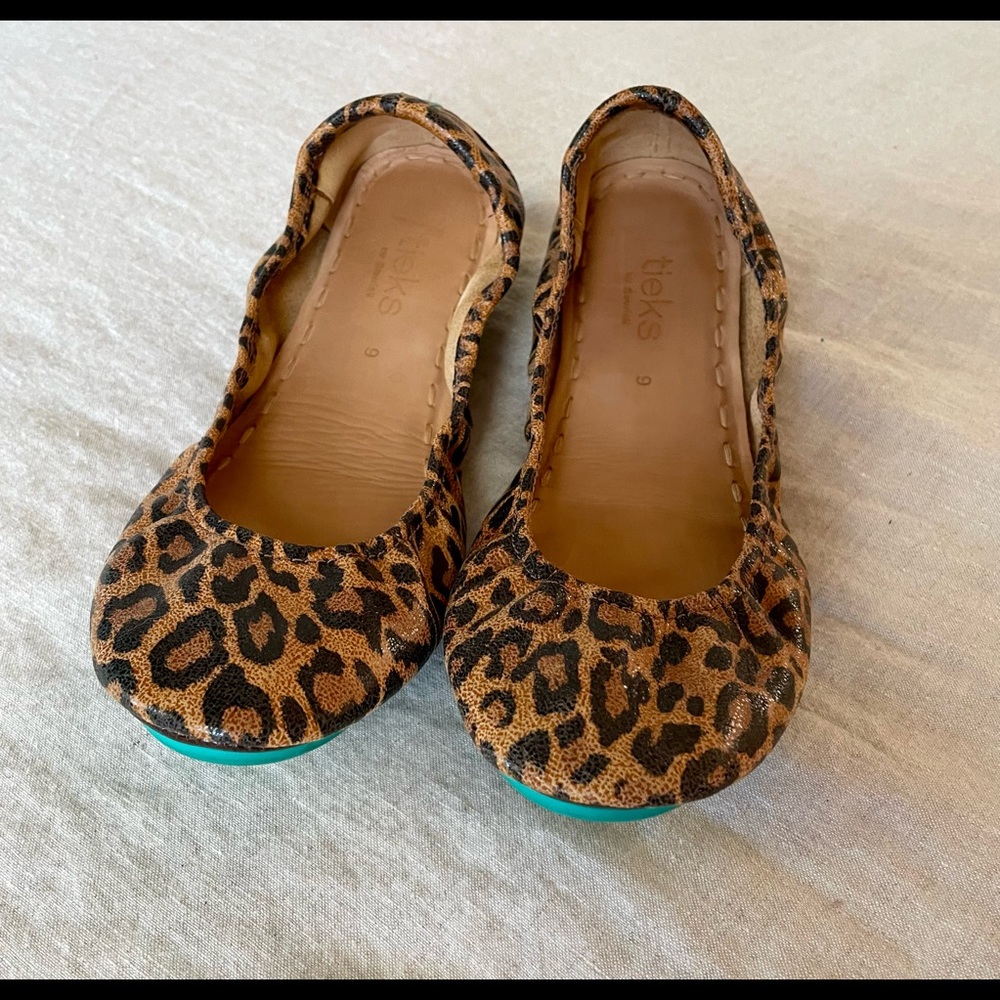 Tieks Leopard Print Flats Size 9